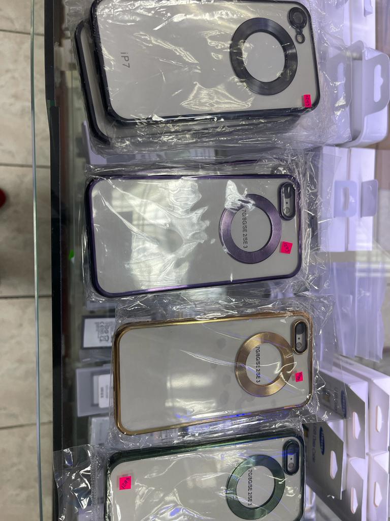ESTUCHE TRANSPARENTE DE COLORES IPHONE 7/8 PLUS