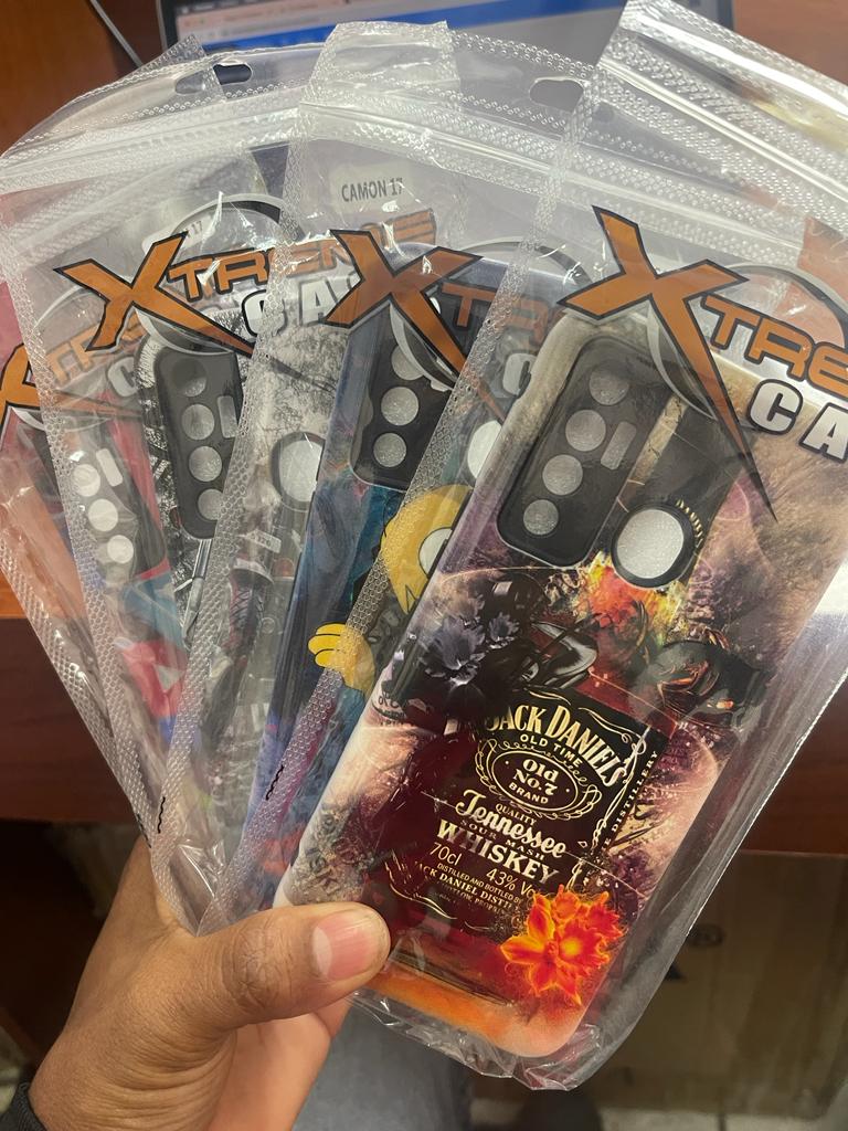 ESTUCHE TECNO CAMON 17 DISEÑO HOMBRE